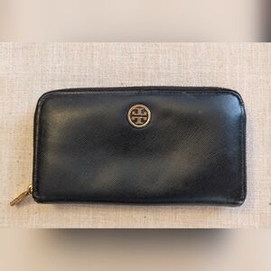 Tory Burch Black Textured Wallet with Gold Accents